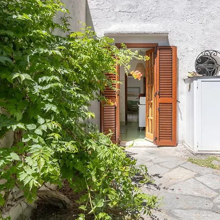 Con Piscina Condivisa E Giardino Esclusivo Di 1000 Mq Forio di Ischia
