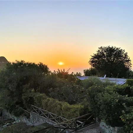 Con Giardino Esclusivo Di 1000 Mq, Piscina, Tennis, Calcio, Bocce Villa Forio (Isola d'Ischia)