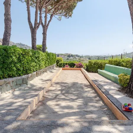 Con Giardino Esclusivo Di 1000 Mq, Piscina, Tennis, Calcio, Bocce Villa Forio (Isola d'Ischia)